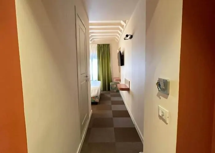 Otel Cortina 3*