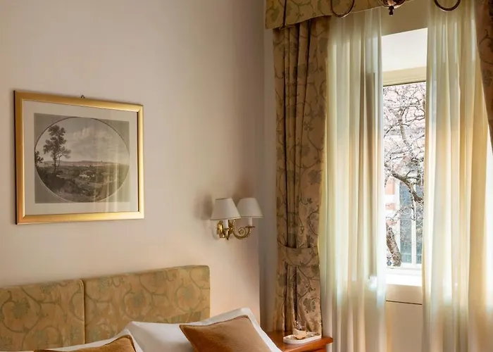 Cortina Otel 3*