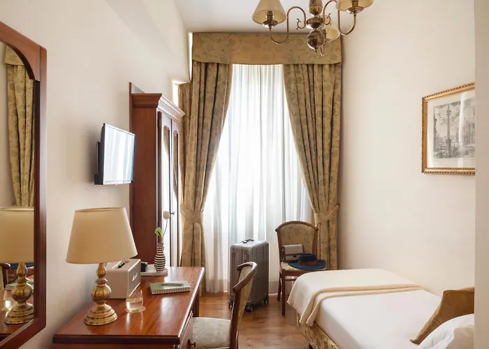 Cortina Otel Roma